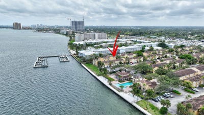 /international/us/1050-lake-shore-drive-lake-park-fl-110100322188/