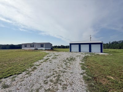 /international/us/121-county-road-4060-marietta-ms-110101210653/