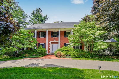 /international/us/11-tanglewood-drive-danbury-ct-110108545183/
