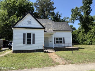 /international/us/608-e-mulberry-street-goldsboro-nc-110108206271/