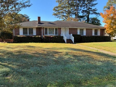 /international/us/4009-san-salvador-drive-chesapeake-va-110120893838/