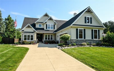 /international/us/4428-akins-road-north-royalton-oh-110100799519/