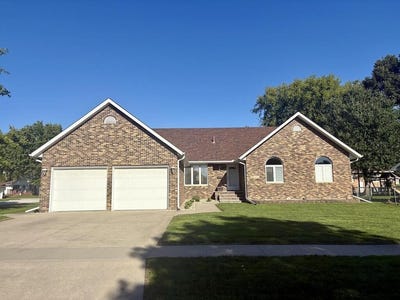 /international/us/1257-n-23rd-st-fort-dodge-ia-110110173883/
