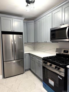 /international/us/68-36-burns-street-forest-hills-ny-110107850771/