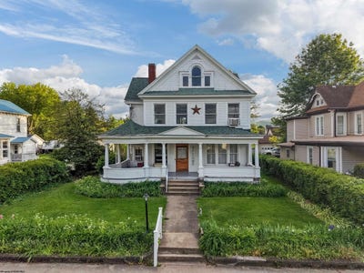 /international/us/15-meade-street-buckhannon-wv-110108067923/