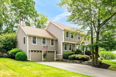 /international/us/26-delaware-ave-danvers-ma-110100900635/