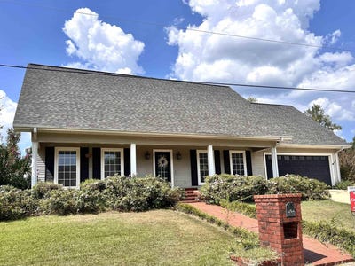 /international/us/130-day-drive-monticello-ar-110110336073/