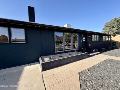 /international/us/608-e-15th-street-farmington-nm-110108139851/