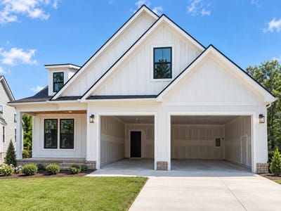 /international/us/5689-skylas-way-ooltewah-tn-110120462131/