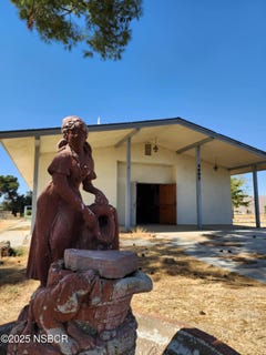 /international/us/4995-pato-avenue-new-cuyama-ca-110103621520/