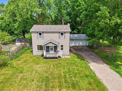 /international/us/919-charles-street-plainwell-mi-110108341327/