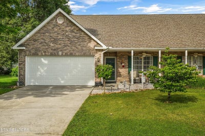 /international/us/1676-emerald-pointe-lane-knoxville-tn-110108446676/
