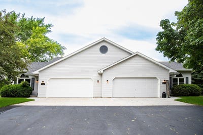 /international/us/w6718-school-road-greenville-wi-110101144444/