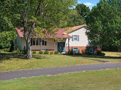 /international/us/155-christopher-drive-fredonia-ky-110120466110/