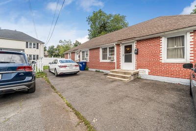/international/us/242-pearl-harbor-street-bridgeport-ct-110101191154/?lang=zh-cn