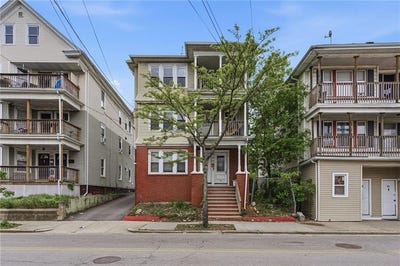 /international/us/72-academy-avenue-providence-ri-110107991400/