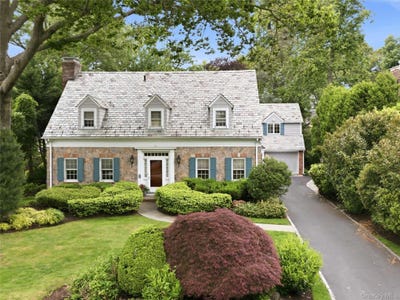 /international/us/61-mason-drive-manhasset-ny-110108551518/