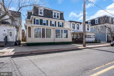 /international/us/310-market-gloucester-city-nj-110109510874/