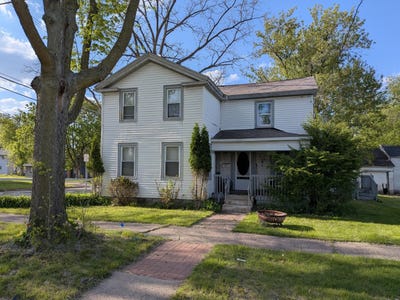 /international/us/218-w-porter-street-albion-mi-110108098740/