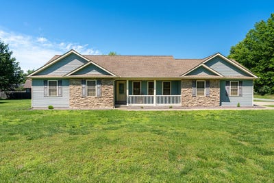 /international/us/1100-samantha-drive-carterville-il-110107894978/