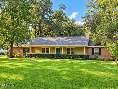 /international/us/4662-the-oaks-drive-marianna-fl-110120460611/