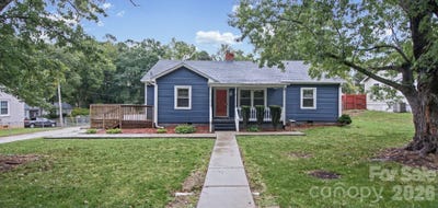 /international/us/1207-w-4th-avenue-gastonia-nc-110120486893/
