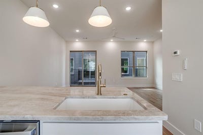 /international/us/2820-weisenberger-street-fort-worth-tx-110106315297/