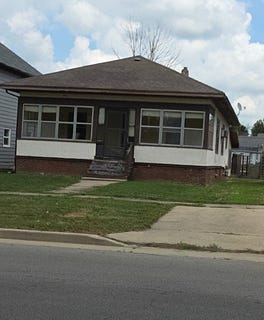 /international/us/314-n-market-street-n-hoopeston-il-110101074443/