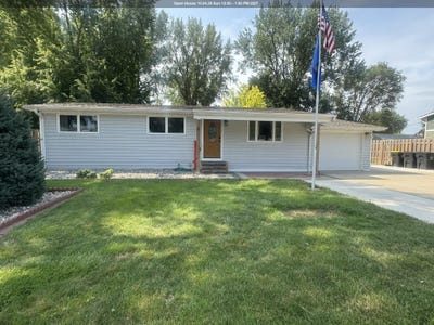 /international/us/2-alcoma-drive-mccook-lake-sd-110119654524/