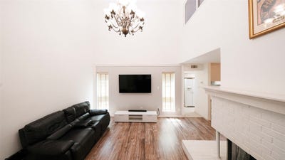 /international/us/2808-ursa-circle-garland-tx-110107896678/