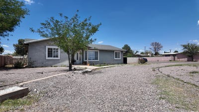 /international/us/1926-e-8th-street-douglas-az-110100694298/