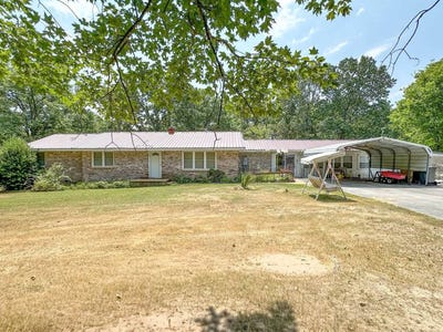 /international/us/330-antioch-rd-cave-city-ar-110119607675/