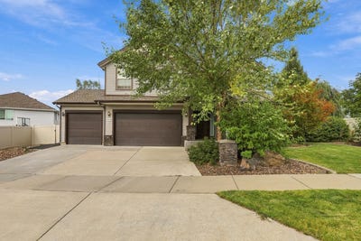 /international/us/19019-e-15th-ave-greenacres-wa-110120093161/