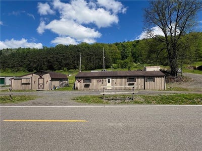 /international/us/6512-county-road-32-north-norwich-ny-110100316814/