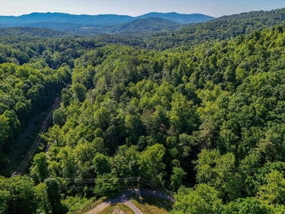 /international/us/7127-cotton-hill-rd-roanoke-va-110108446114/