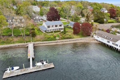 /international/us/23-harmon-park-road-york-me-110096877502/