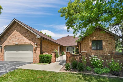 /international/us/7826-w-golf-drive-palos-heights-il-110108827802/