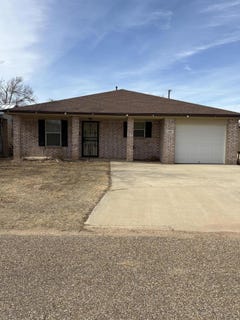 /international/us/1903-w-1st-street-petersburg-tx-110119799447/
