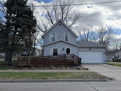 /international/us/307-e-willow-street-normal-il-110106802888/
