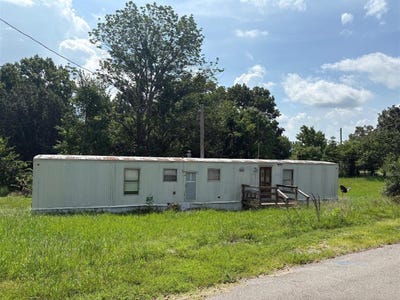 /international/us/585-cartertown-road-scottsville-ky-110101073157/