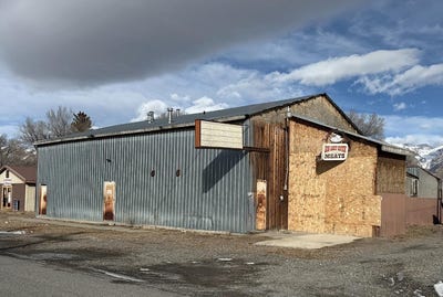 /international/us/408-w-pine-st-mackay-id-110104177792/