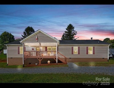 /international/us/32-bishop-lane-flat-rock-nc-110100803468/