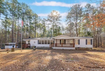 /international/us/369-s-holiday-drive-macon-nc-110104547004/
