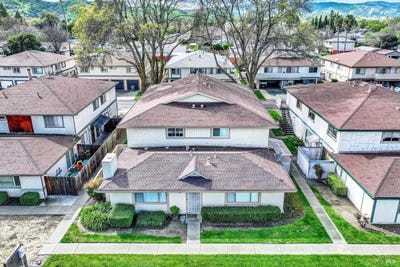 /international/us/1941-aletha-lane-vacaville-ca-110106152294/