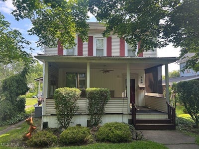 /international/us/330-e-main-street-east-palestine-oh-110100336059/