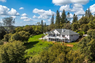 /international/us/16305-duggans-road-grass-valley-ca-110102812210/