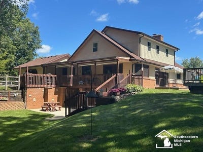 /international/us/3251-shelton-avenue-lambertville-mi-110119750603/