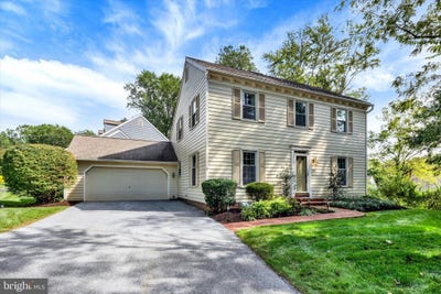 /international/us/400-cranberry-lane-west-chester-pa-110120018954/