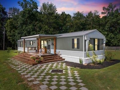 /international/us/1100-doublegate-road-jeffersonville-ky-110100591111/