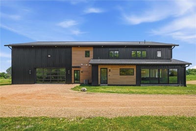 /international/us/880-wild-oak-trail-independence-mn-110108828260/